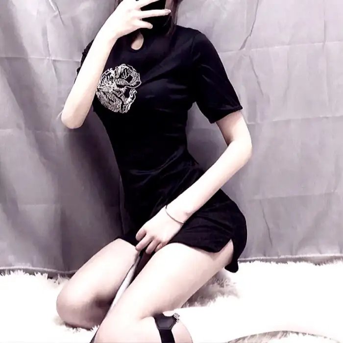 海滩上的情事